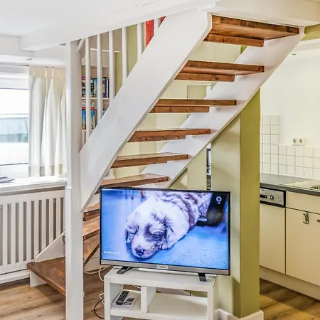 Gorgeous In Emmelsbuell-horsbuell بيت للعطل *