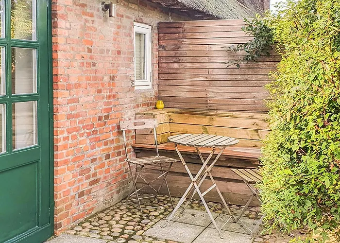 Gorgeous In Emmelsbuell-horsbuell 펜션